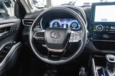 2025 Toyota Highlander Hybrid Limited 25th Edition