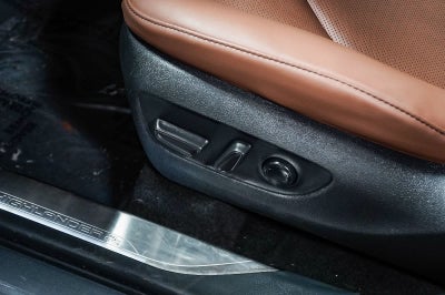 2025 Toyota Highlander Hybrid Limited 25th Edition