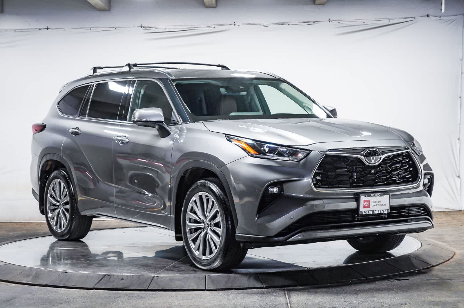 2025 Toyota Highlander Hybrid Limited 25th Edition