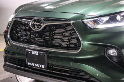 2023 Toyota Highlander Platinum