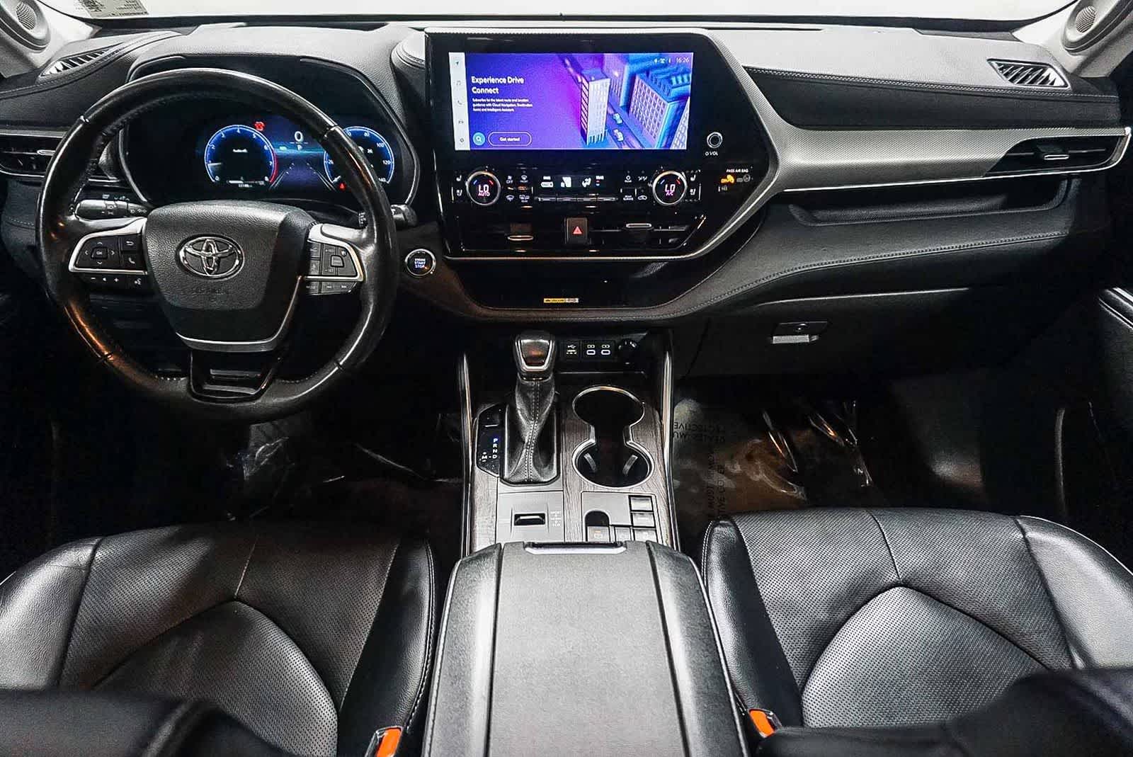 2023 Toyota Highlander Platinum