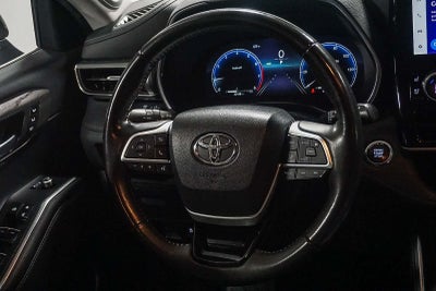 2023 Toyota Highlander Platinum