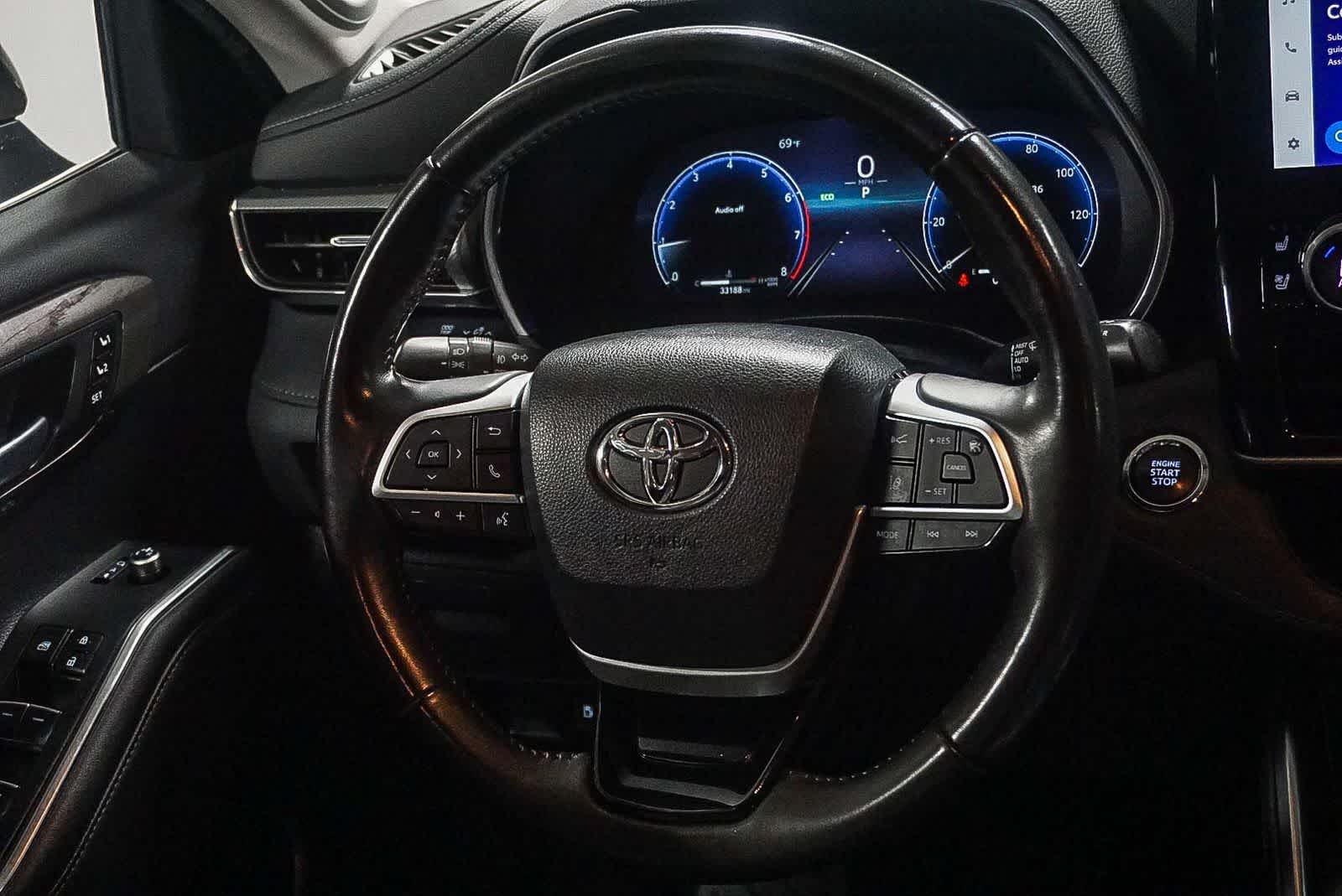 2023 Toyota Highlander Platinum