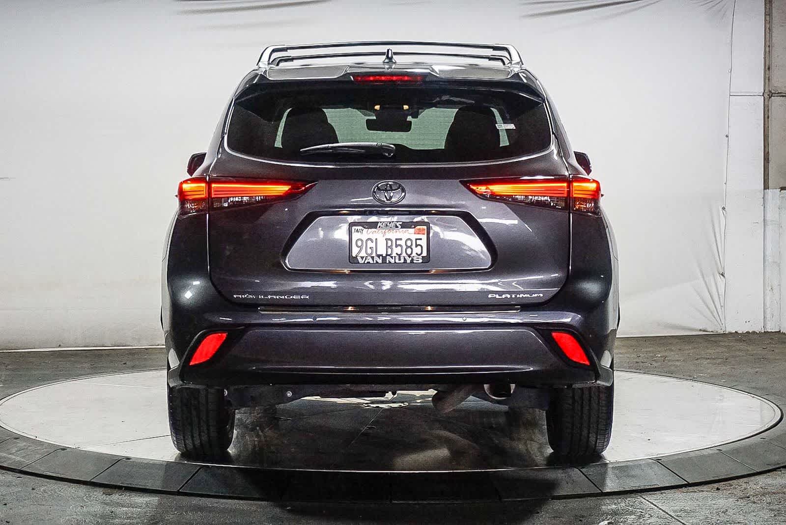 2023 Toyota Highlander Platinum