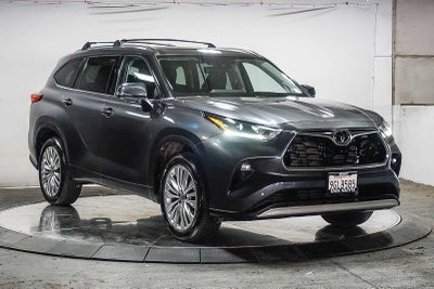 2023 Toyota Highlander Platinum