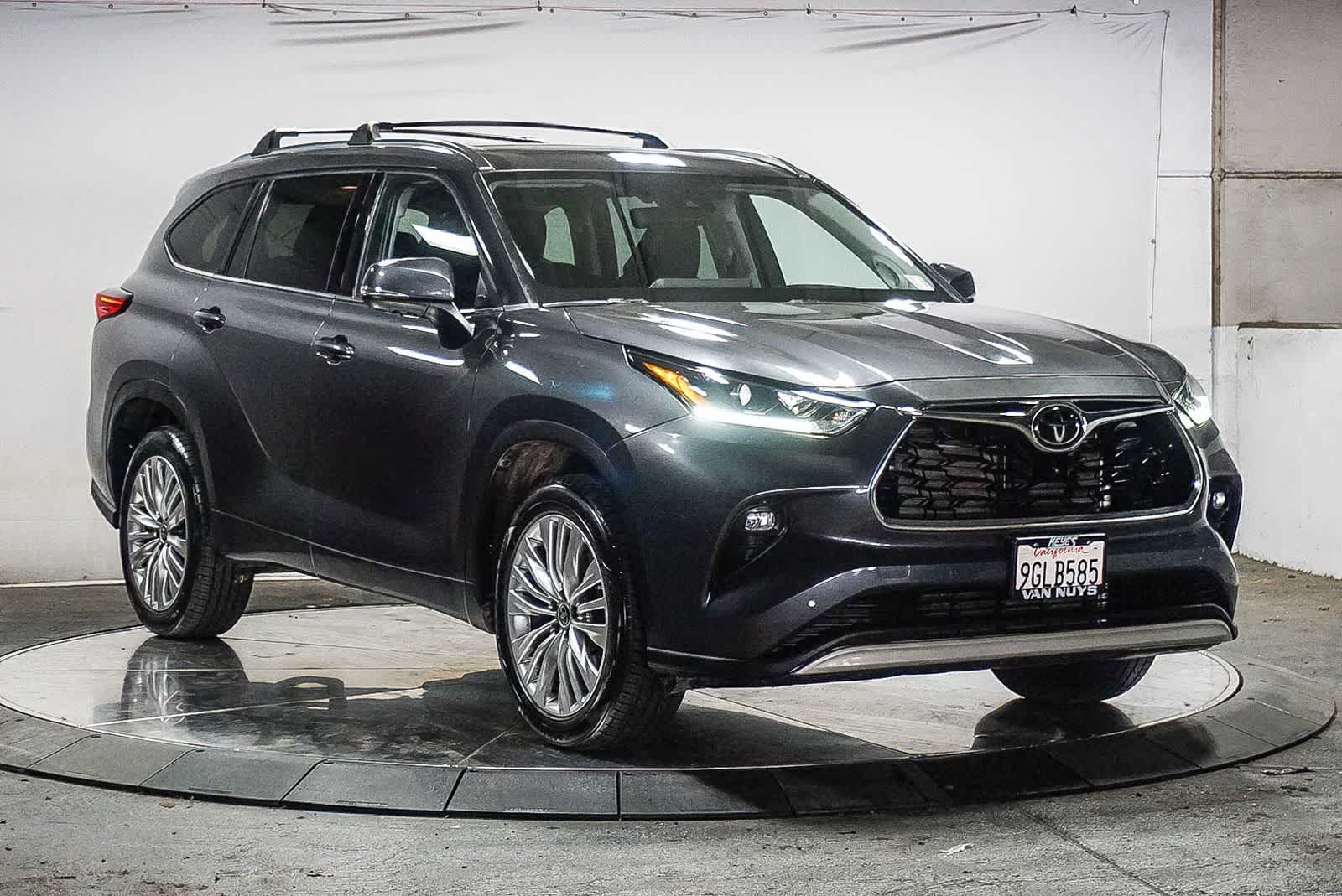2023 Toyota Highlander Platinum