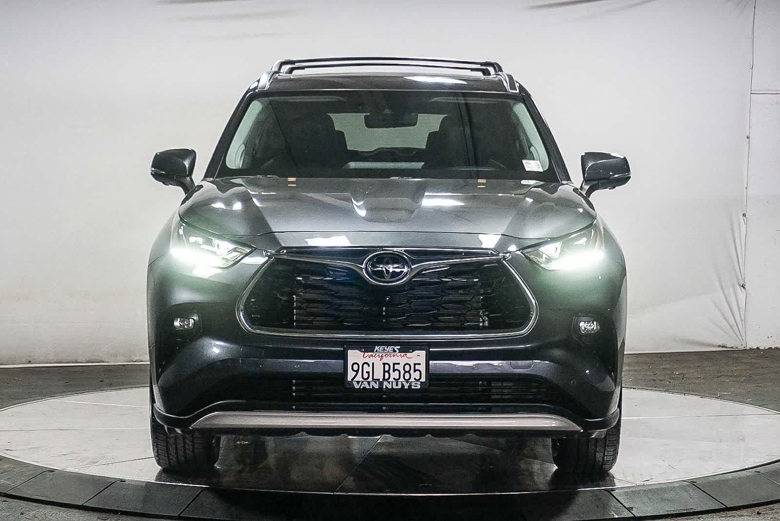2023 Toyota Highlander Platinum