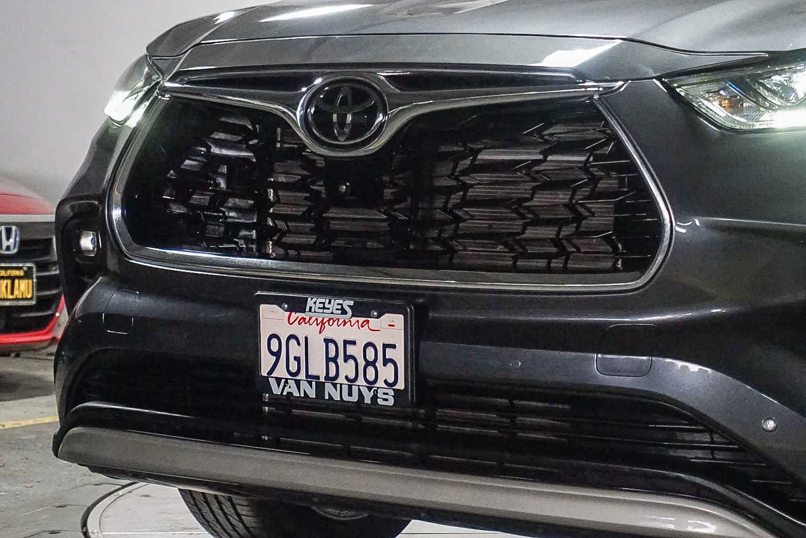 2023 Toyota Highlander Platinum