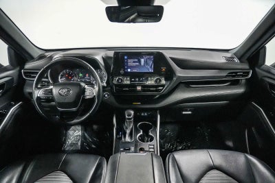 2023 Toyota Highlander XSE