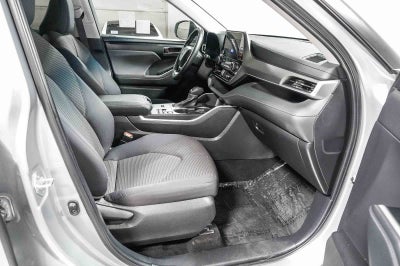 2025 Toyota Highlander LE
