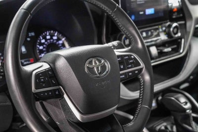 2025 Toyota Highlander LE