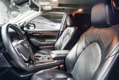 2023 Toyota Highlander Platinum
