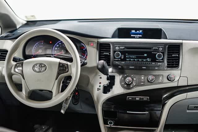 2012 Toyota Sienna LE