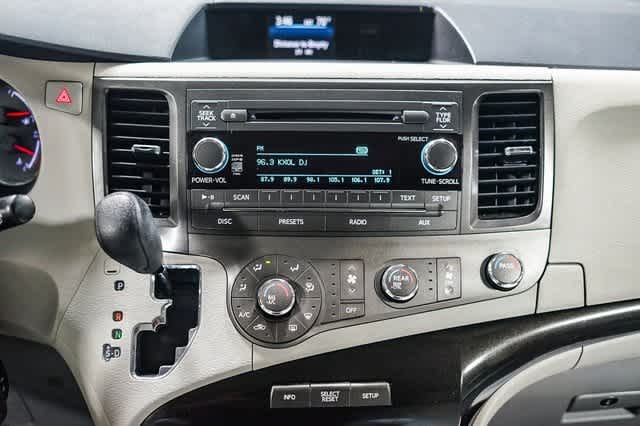 2012 Toyota Sienna LE