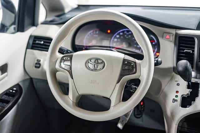 2012 Toyota Sienna LE