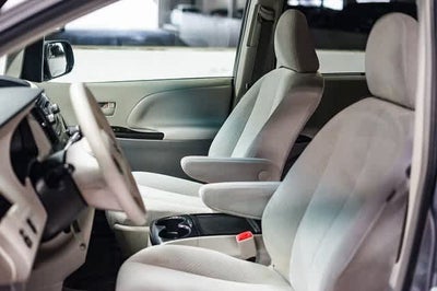 2012 Toyota Sienna LE