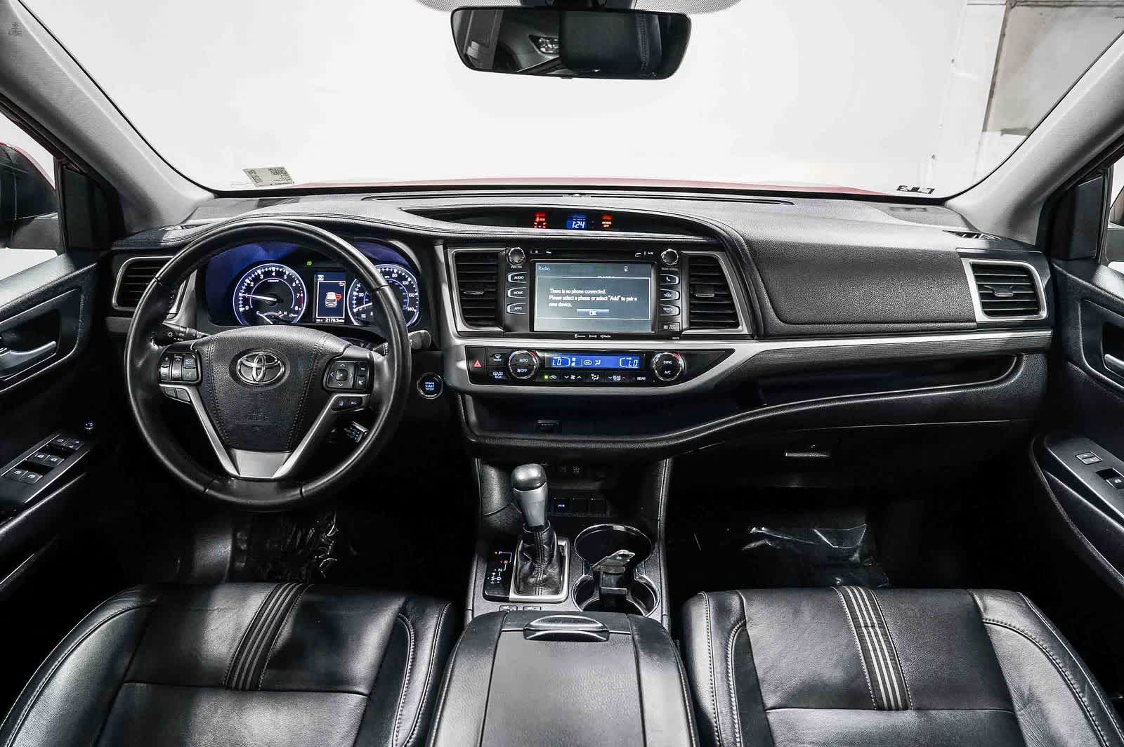 2018 Toyota Highlander SE