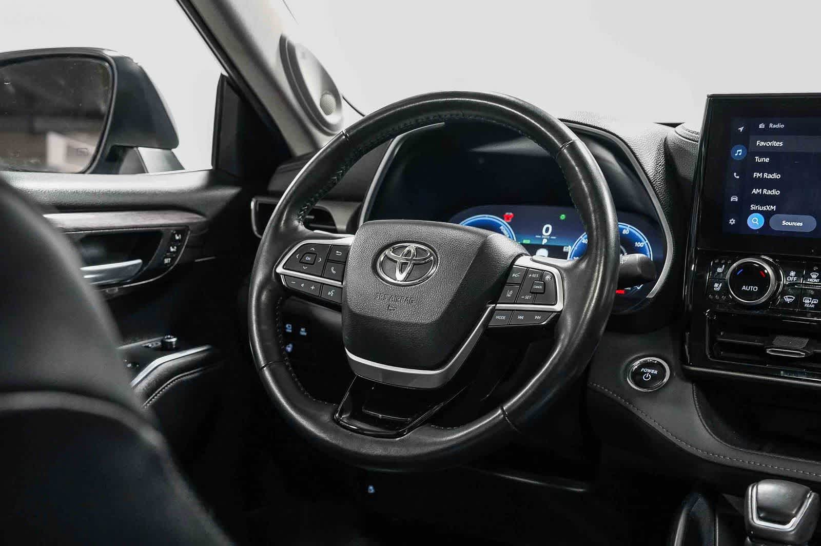 2023 Toyota Highlander Hybrid Limited