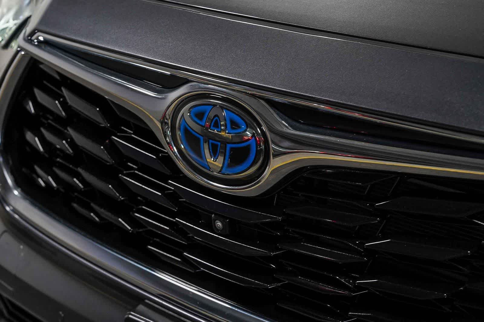 2023 Toyota Highlander Hybrid Limited