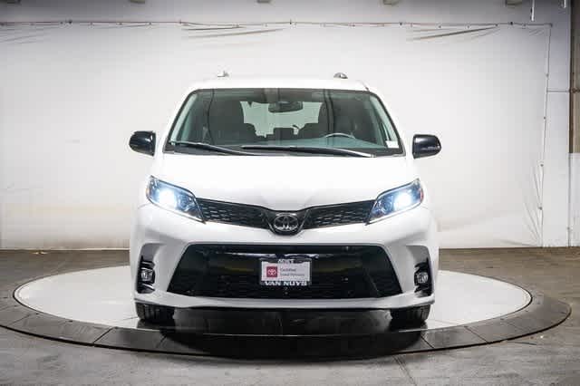 2020 Toyota Sienna SE