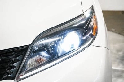 2020 Toyota Sienna SE