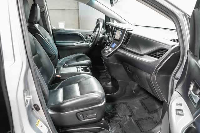 2017 Toyota Sienna SE