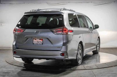 2017 Toyota Sienna SE