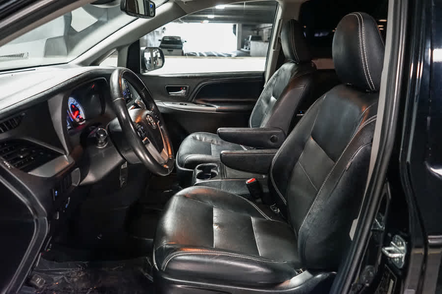 2018 Toyota Sienna SE