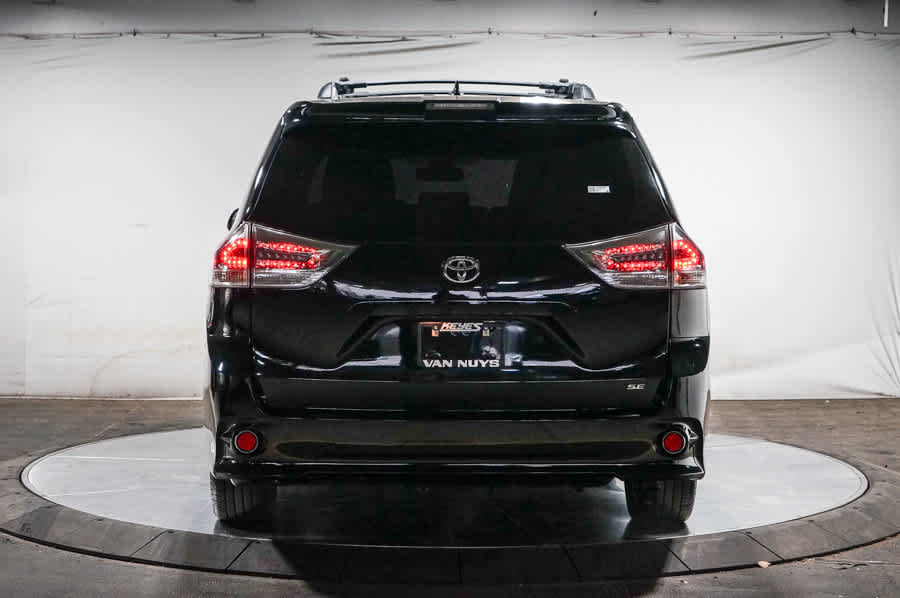 2018 Toyota Sienna SE