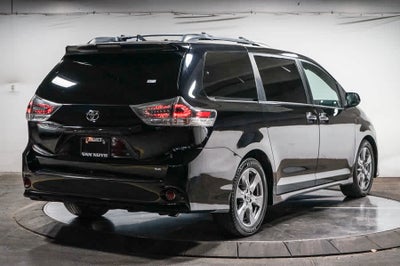2018 Toyota Sienna SE