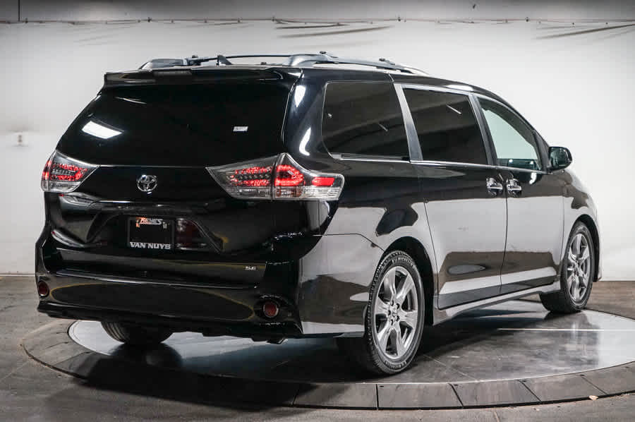 2018 Toyota Sienna SE