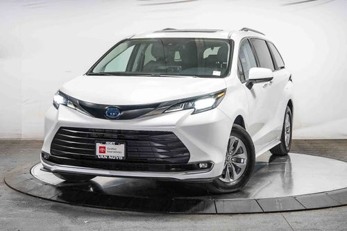2024 Toyota Sienna XLE