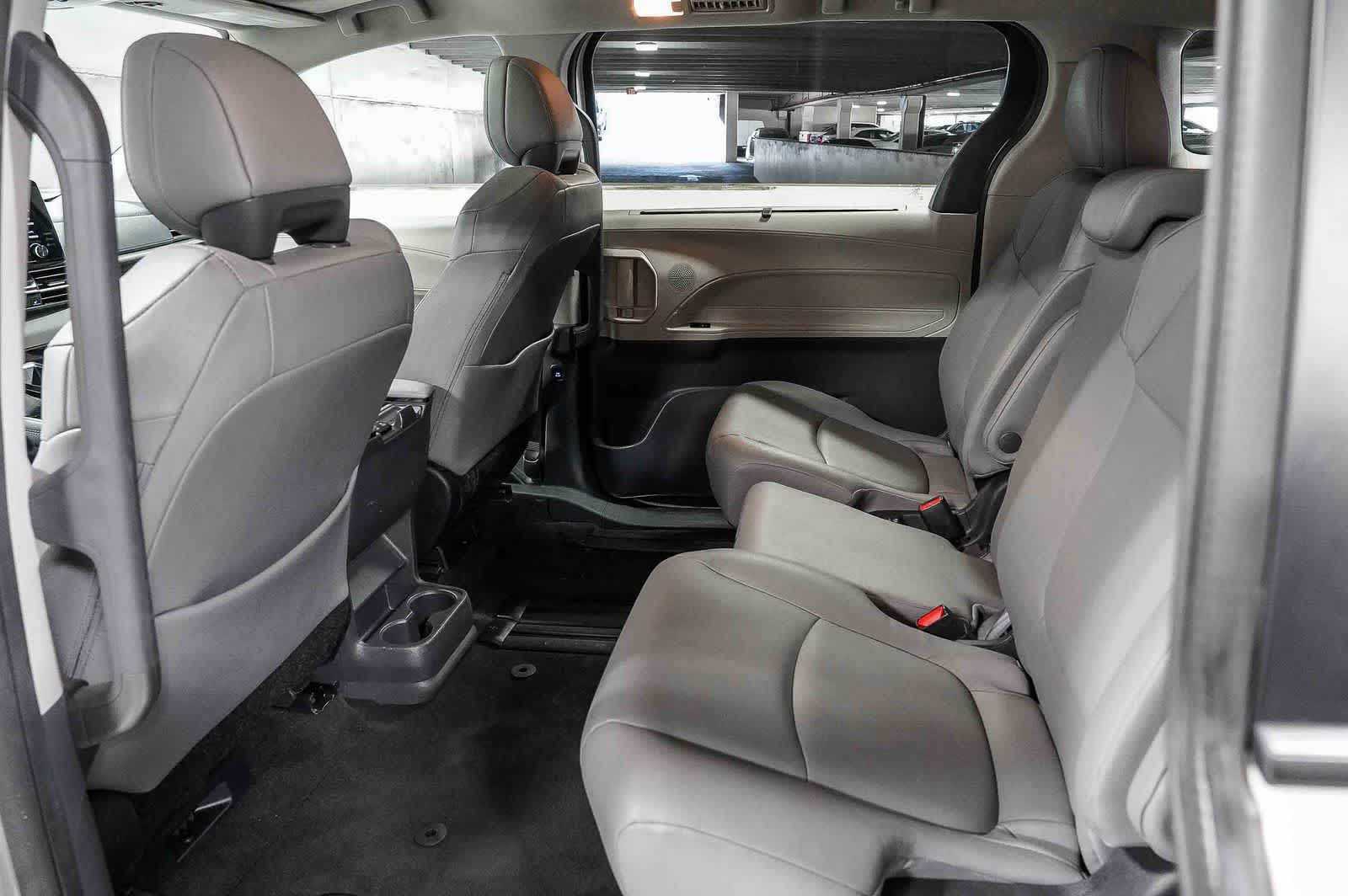 2024 Toyota Sienna XLE