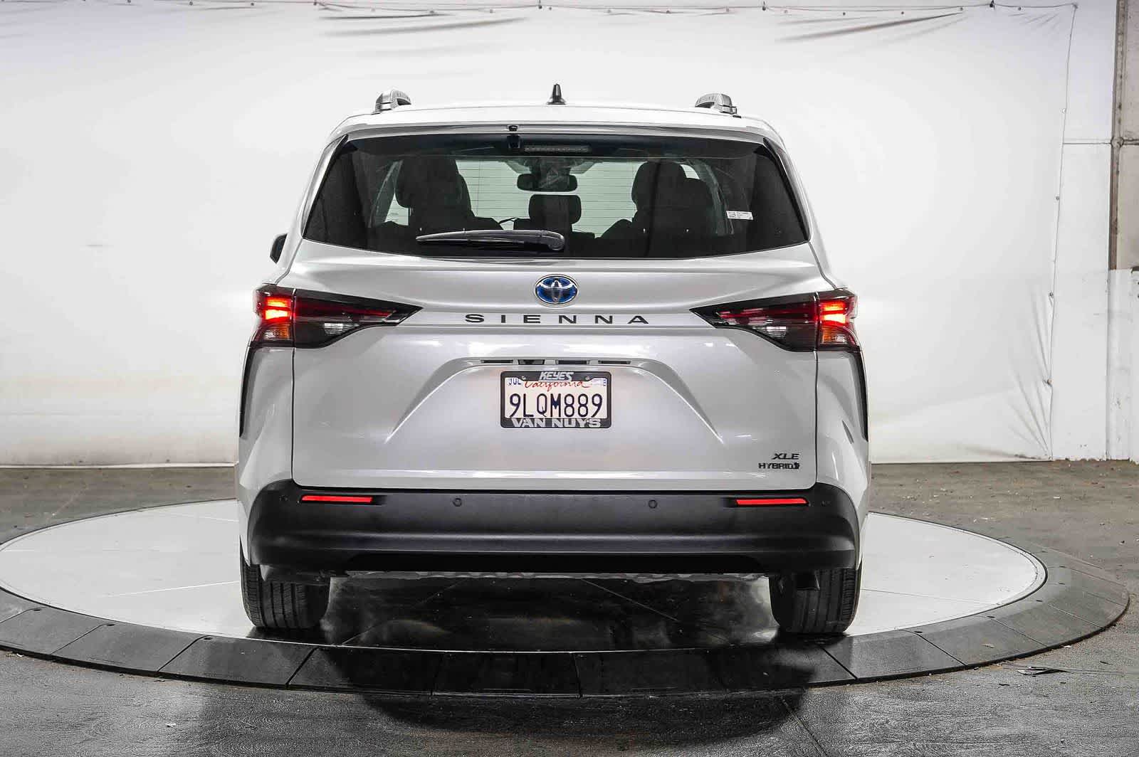 2024 Toyota Sienna XLE