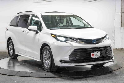 2024 Toyota Sienna XLE