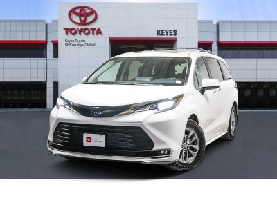 2021 Toyota Sienna XLE