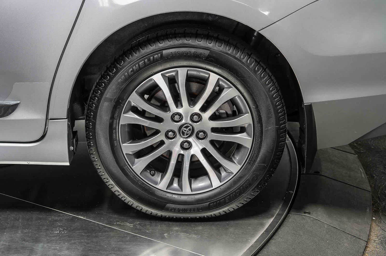 2020 Toyota Sienna XLE
