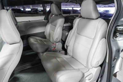 2020 Toyota Sienna XLE