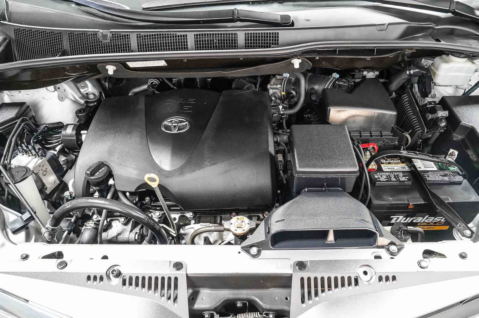 2020 Toyota Sienna XLE