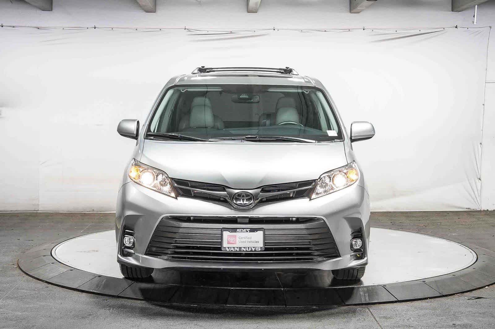 2020 Toyota Sienna XLE