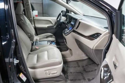 2019 Toyota Sienna XLE