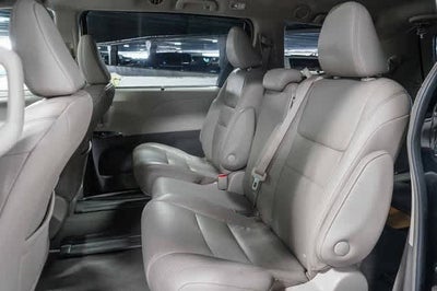 2019 Toyota Sienna XLE