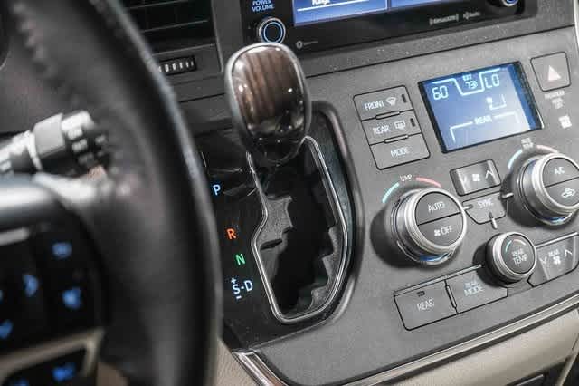 2019 Toyota Sienna XLE