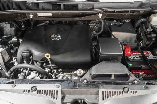 2019 Toyota Sienna XLE