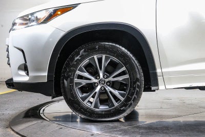 2017 Toyota Highlander LE