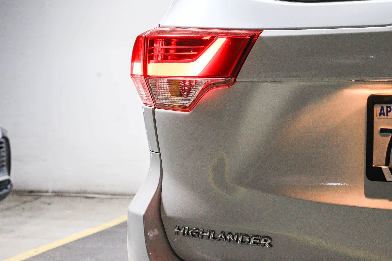 2017 Toyota Highlander LE