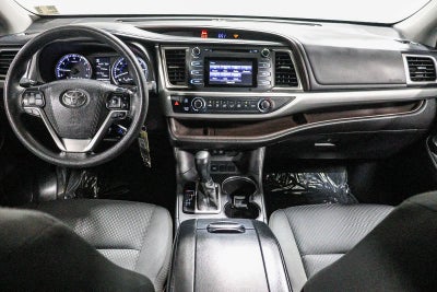 2017 Toyota Highlander LE