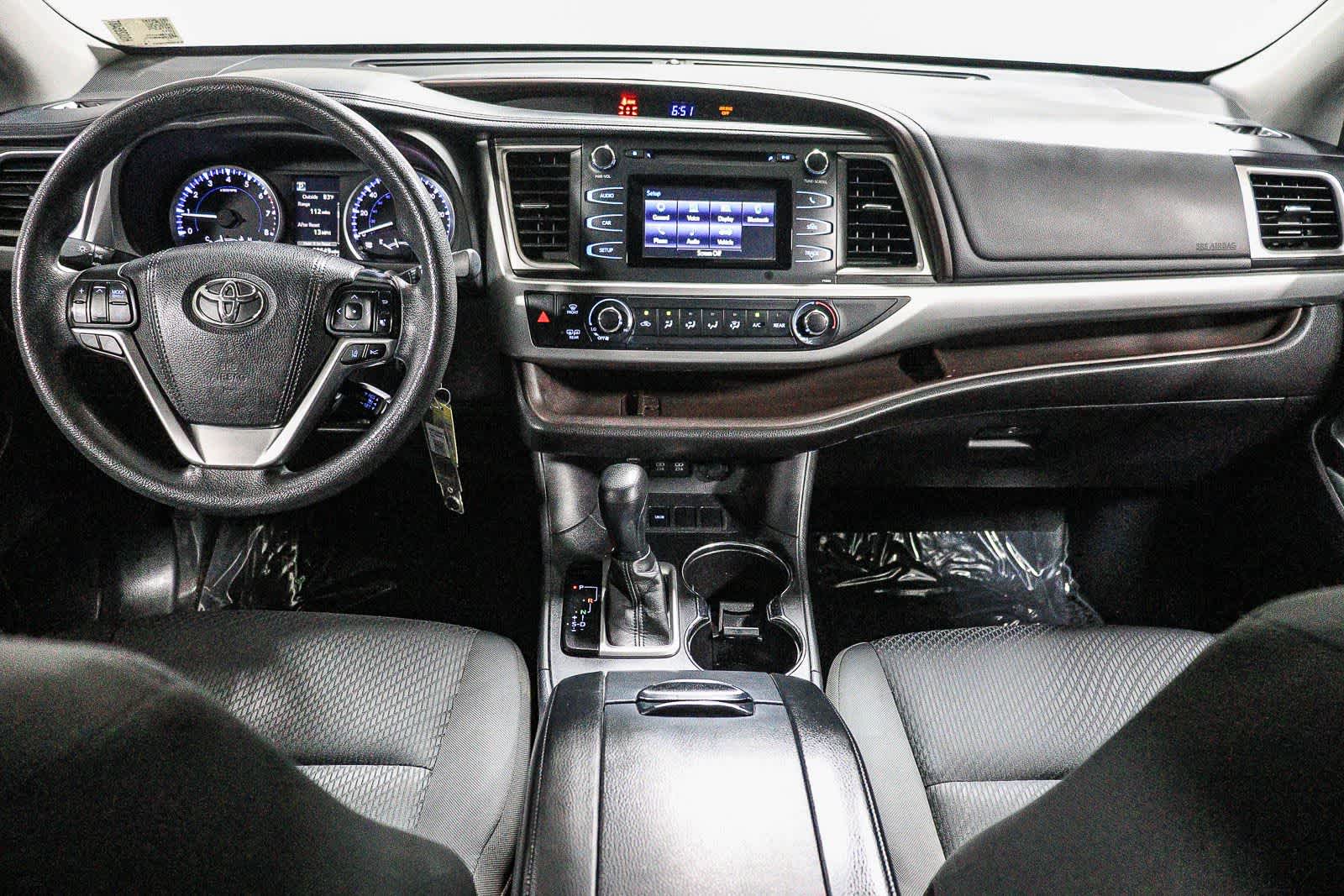 2017 Toyota Highlander LE