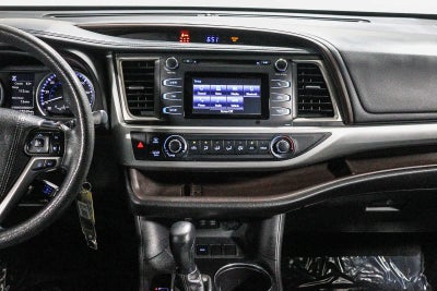 2017 Toyota Highlander LE