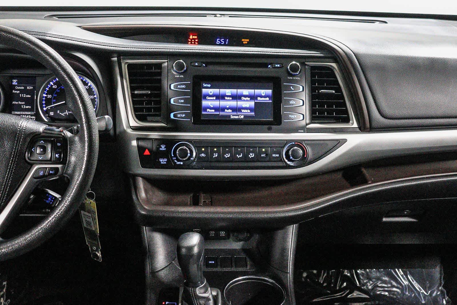 2017 Toyota Highlander LE